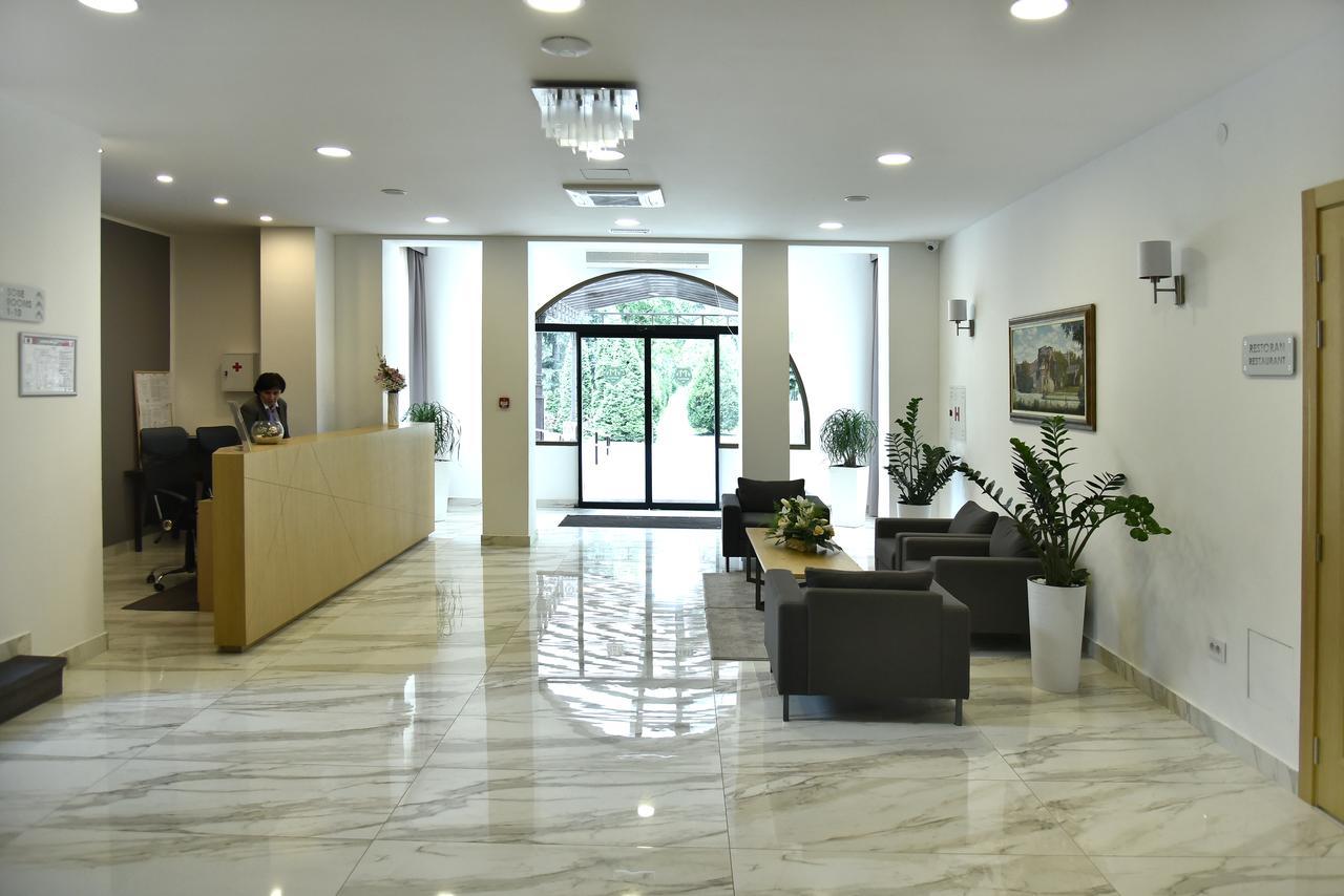 Miznah Hotels & Resorts Backa Topola Exteriör bild
