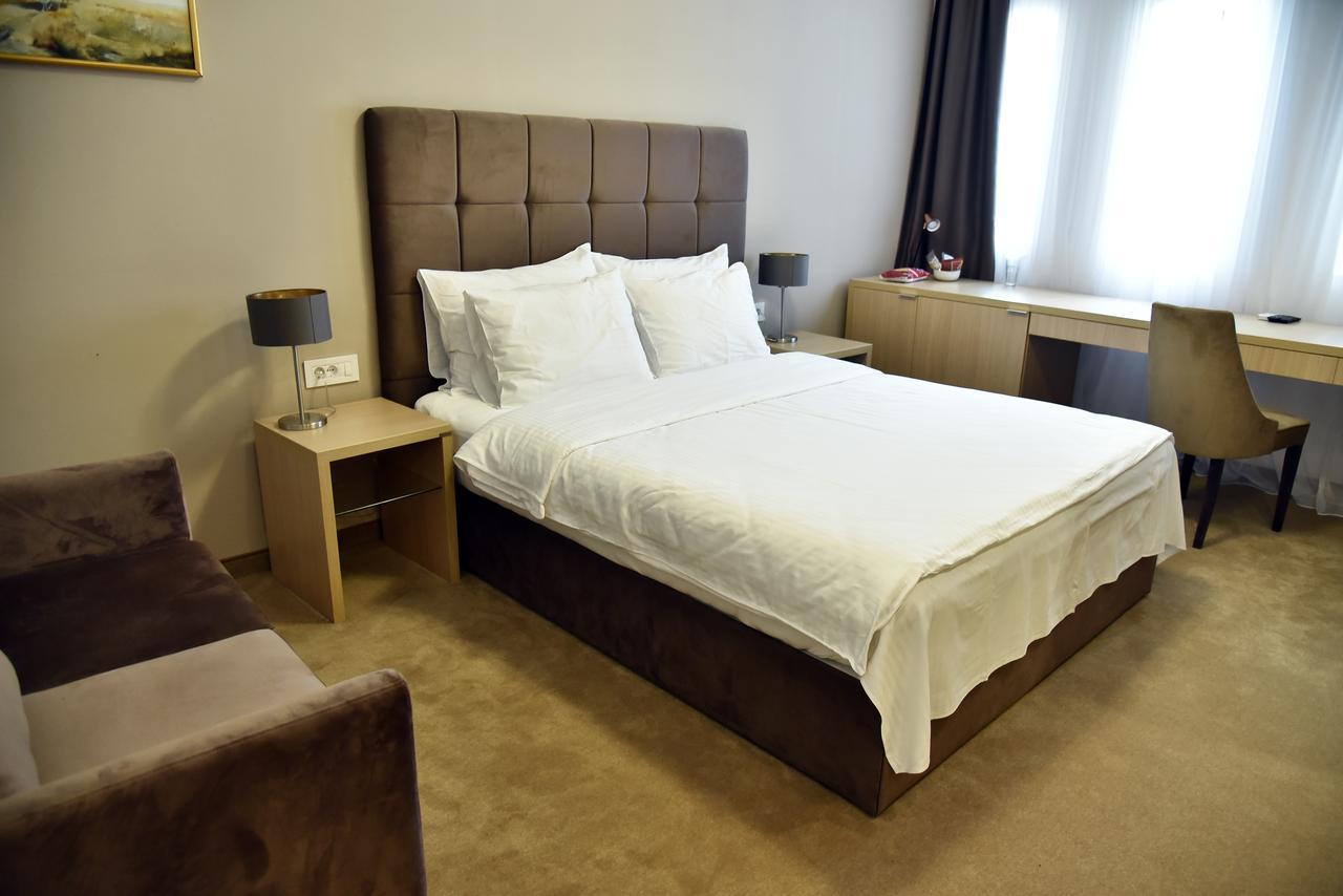 Miznah Hotels & Resorts Backa Topola Exteriör bild