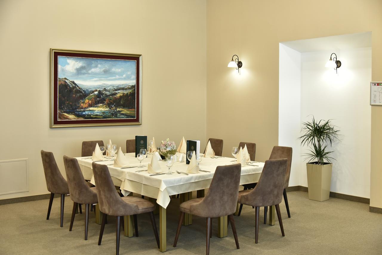 Miznah Hotels & Resorts Backa Topola Exteriör bild